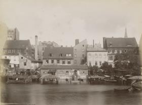 Berlin, Die Spreeseite der Stralauerstraße