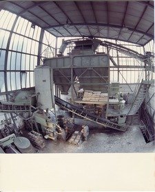 "Elektror" Karl W. Müller, Produktion in der Gießerei in Mühlacker (mit Fischauge fotografiert)