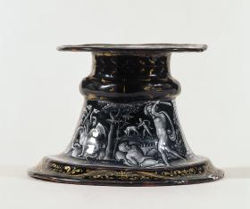 Salzgefäß mit Herkules-Szenen