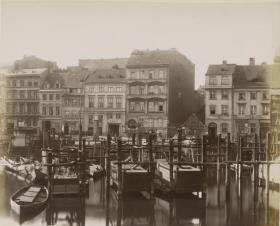 Berlin, Spreeinsel, Fischerbrücke 18 bis 11