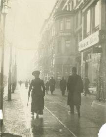 Wohn- und Geschäftshaus von Franz und Frieda Lipperheide, Potsdamer Straße 38