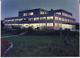 Lauffenmühle, Winkler, Produktionsgebäude bei Nacht (Standort unklar)