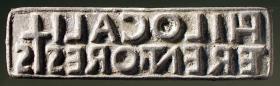 Rechteckiger Stempel mit lateinischer Inschrift: PHILOCALI / TERENT ORESTIS