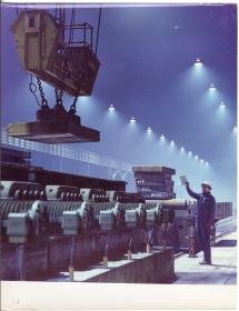 Mannesmann, Walzwerk, Transport von Brammen