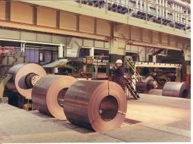 Mannesmann, Coils in der Bandverzinkerei in Finnentrop