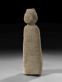 Statue einer Beterin