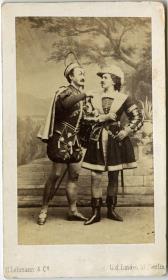 Porträt des Heinrich Salomon und Heinrich Ernst in Rollenkostümen