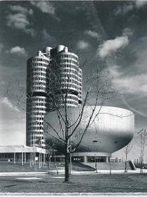 München, Hauptverwaltung der BMW AG, Ensemble