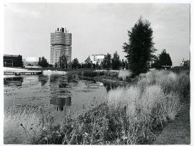 München, Hauptverwaltung der BMW AG, Ensemble