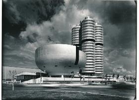 München, Hauptverwaltung der BMW AG, Ensemble