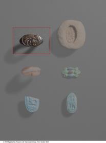 Siegelring mit dem Thronname Amenophis' IV.