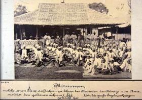 Festlichkeiten anläßlich der Spende eines neuen Schirmes (Hti) für die Schwedagon Pagode in Rangun durch den König von Birma.