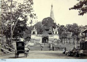 Haupteingang zur grossen Pagode, Rangoon