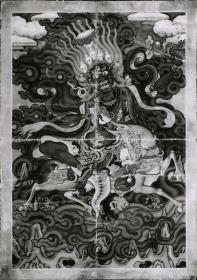 Zornvolle Gottheit: Palden Lhamo /Sri Devi (Dharmapala) auf einem Pferd