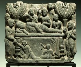 Erzählende Szene: Das Dahinscheiden des Buddha (mahaparinirvana)
