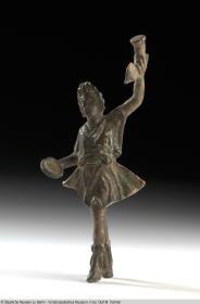 Statuette eines tanzenden Schutzgeistes