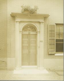 Baltimore, 341, Cortland Street, Hauseingang