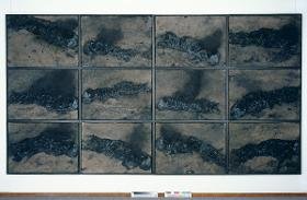 Braune Wand. 12 Verbrennungen