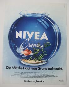 Nivea-Creme "Die hält die Haut von Grund auf feucht."