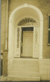 Boston, Mount Vernon Street, Hauseingang