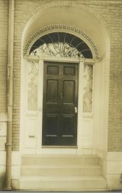 Boston, Mount Vernon Street, Hauseingang