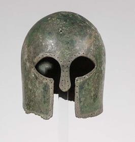 Korinthischer Helm, 1.Stufe