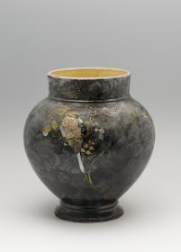 Vase mit Vogelmotiv