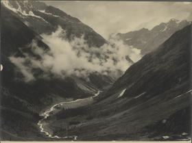 Wolken im Tal