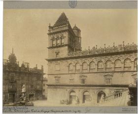 Santiago de Compostela, Kathedrale, Aussere Fassade des Kreuzgangs