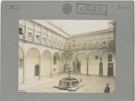 Santiago de Compostela, Königlisches Krankenhaus, Hof
