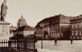 Berlin, Unter den Linden Nr. 3, Kronprinzenpalais, Blick von Nordwesten, Zustand vor dem Umbau 1856
