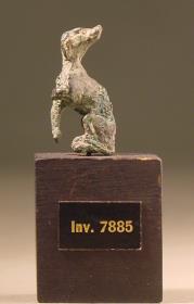 Kleine römische Statuette eines Hundes