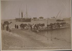 Im Suez - Kanal .