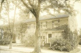 South Kingstown, Kingston, Taylor House