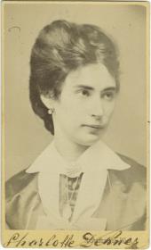 Porträt der Charlotte Dehner