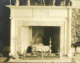 Portsmouth, Kamin: Larkin-Rechter-House
