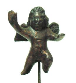 Statuette des sitzenden Amor