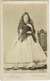 Porträt der Therese Peche