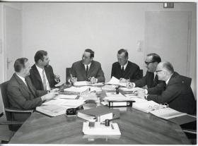 Leitz, Sitzung der Geschäftsführung