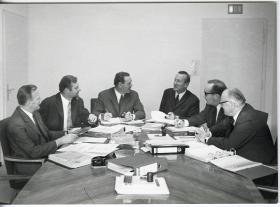 Leitz, Sitzung der Geschäftsführung