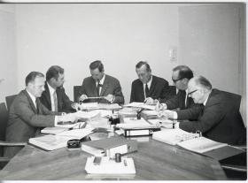 Leitz, Sitzung der Geschäftsführung