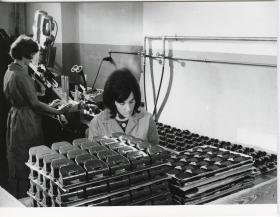 Leitz, Herstellung von Lochern