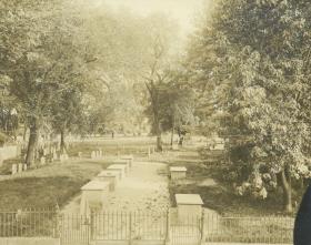 Salem, Friedhof