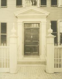 Salem, 393, Essex Street, Lindall-Barnard-Andrews House, Hauseingang