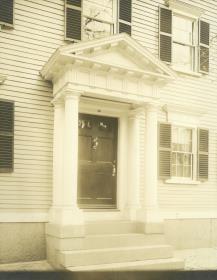 Salem, 15, Chestnut Street, Amos and Solomon Town House, Hauseingang