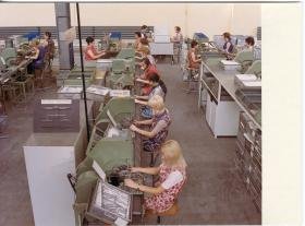 Robert Bosch GmbH, Frauenarbeitsplätze bei der Produktion von Scheibenwischern