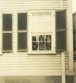 Salem, 71, Essex Street, Narbonne house, Fenster