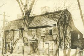 Salem, Haus: Old Läng House