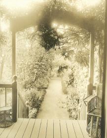 Salem, Garten: Mrs. James-E. Simpsonsgarden
