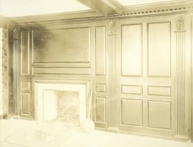 Saunderstown, Innenaufnahme mit Kamin: Hanna Robinson House